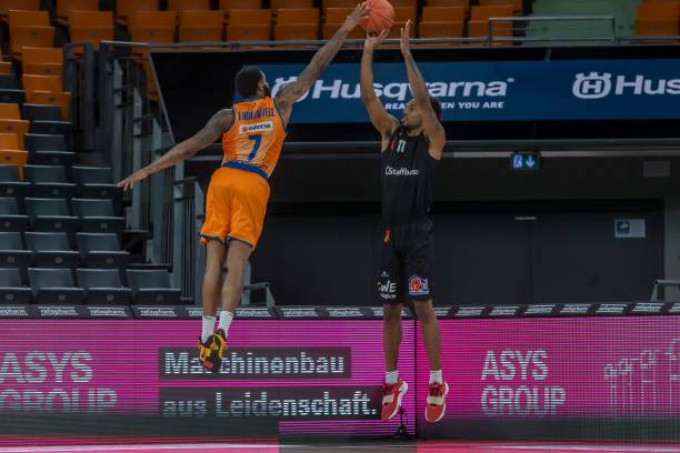 进攻路线 进攻路线